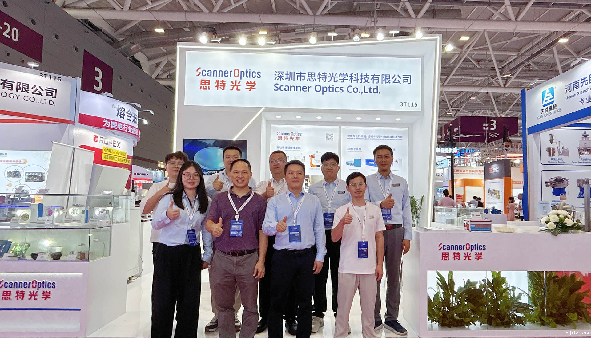 点点taptap论坛销售团队合影