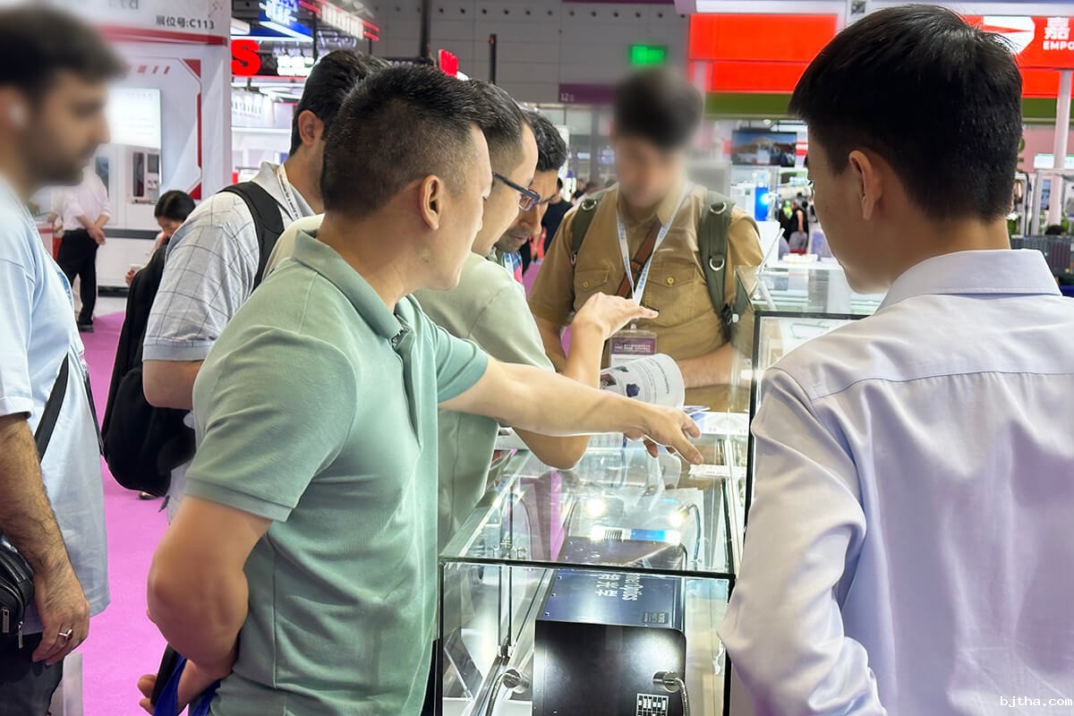 点点taptap论坛展位现场